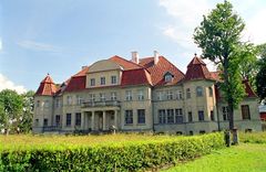 Biała Olecka. Pałac.Fot. Marek i Ewa Wojciechowscy. Źródło: Commons Wikimedia [06.06.2014]